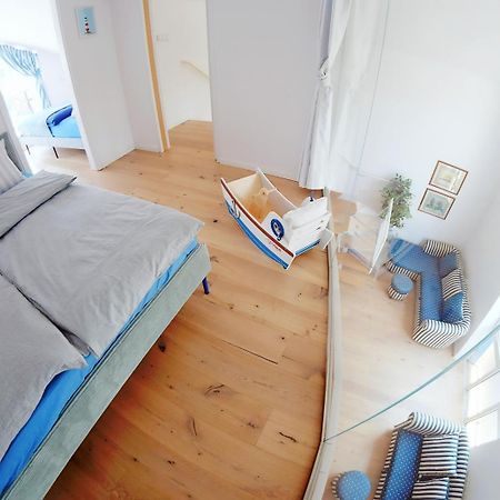 Apartament W Porcie Przy Latarni Morskiej 科沃布热格 外观 照片